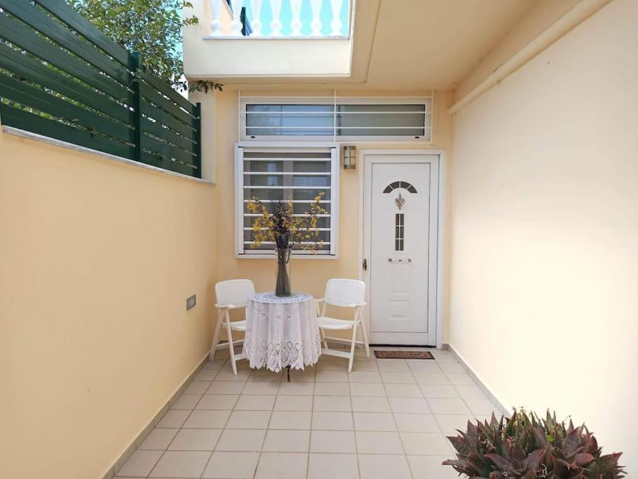 Takis & Machi House Apartman Rafína Kültér fotó